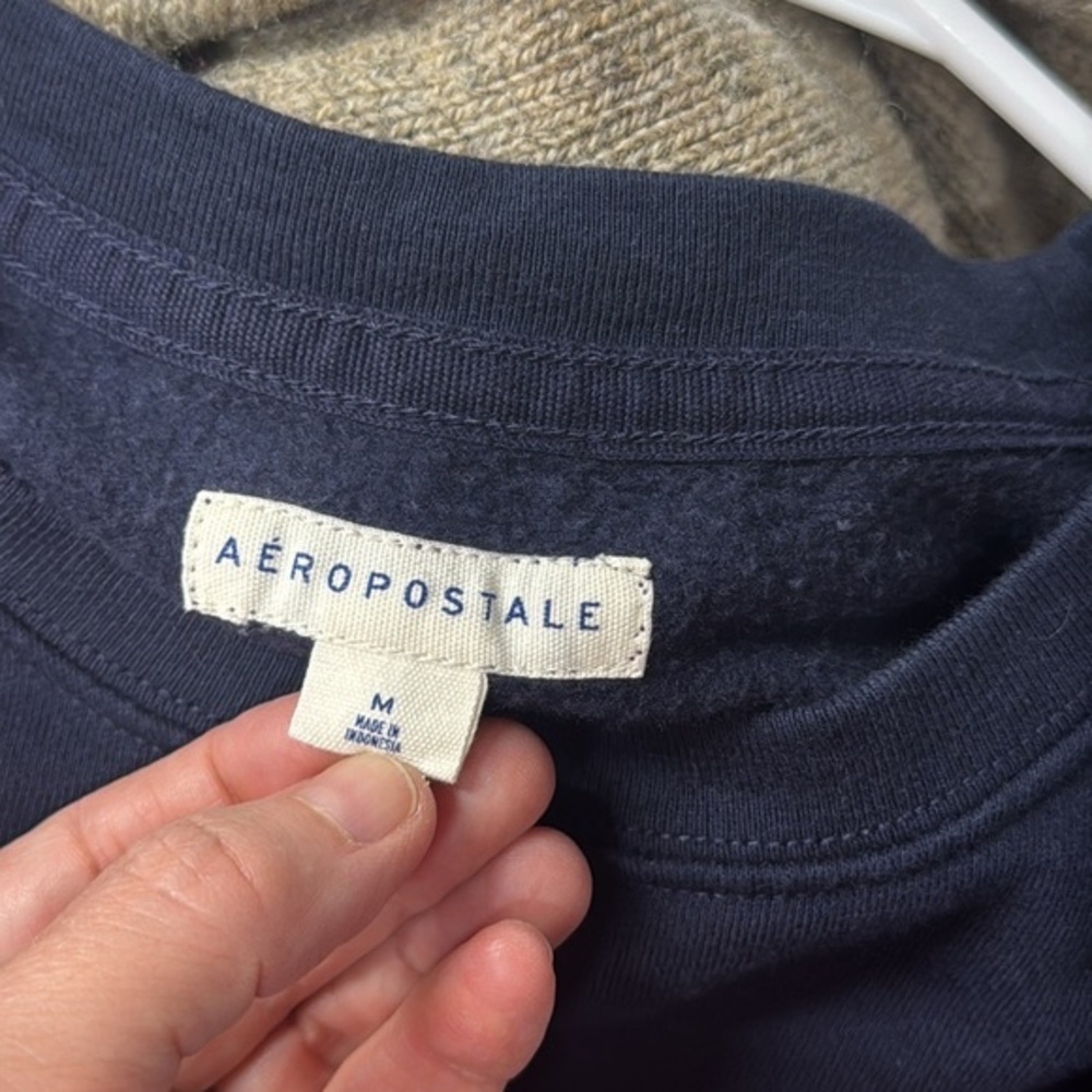 Aeropostale Women's Navy USA Sweatshirt size medium - Picture 3 of 4